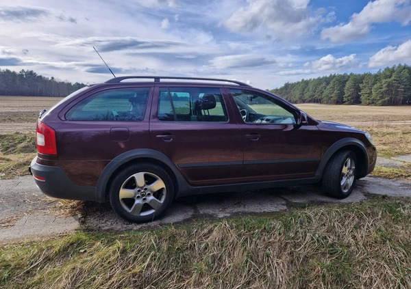 Skoda Octavia cena 25300 przebieg: 316550, rok produkcji 2009 z Siedliszcze małe 121